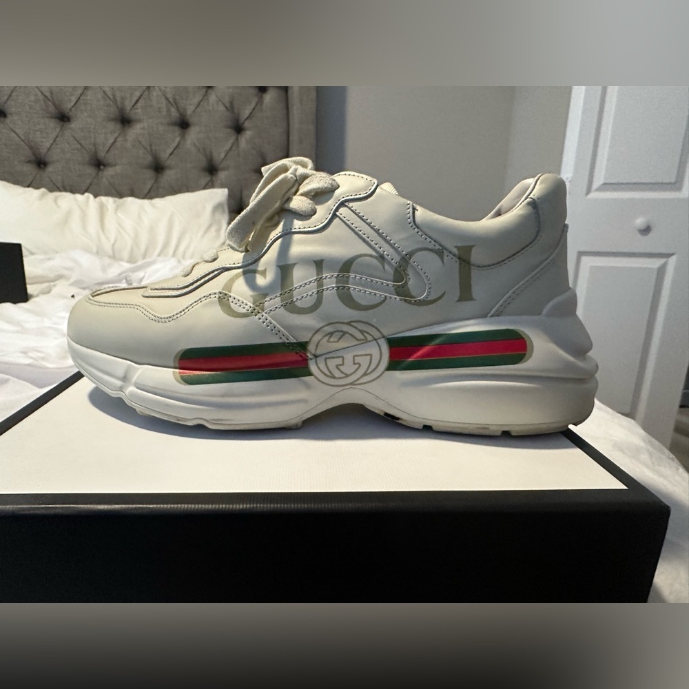 Men’s Gucci Rhyton Retro Logo Sneakers